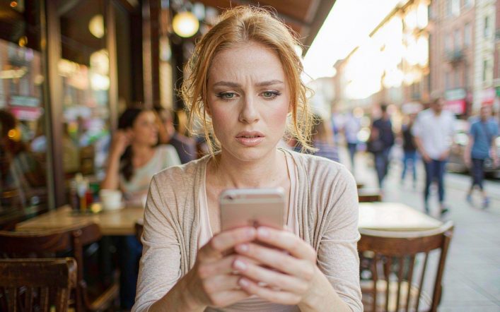 Text Message Mind Games: 10 Signs of Manipulation
